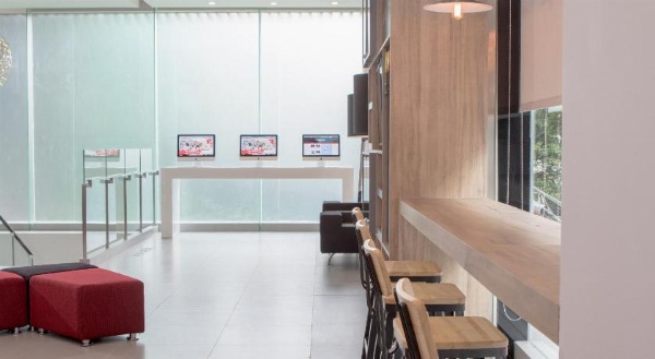 Red Planet Manila Bay image 16