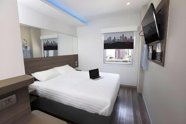 Red Planet Manila Bay image 21